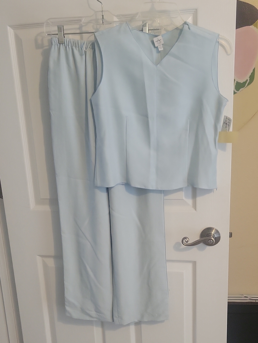 Anne Klein 100% Silk Lgt Blue Sleeveless V-Neck Top Sz4 Wide-Leg Pants SzXSm Set